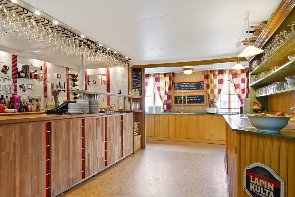 Hotell Mikaelsgarden Vårgårda Esterno foto