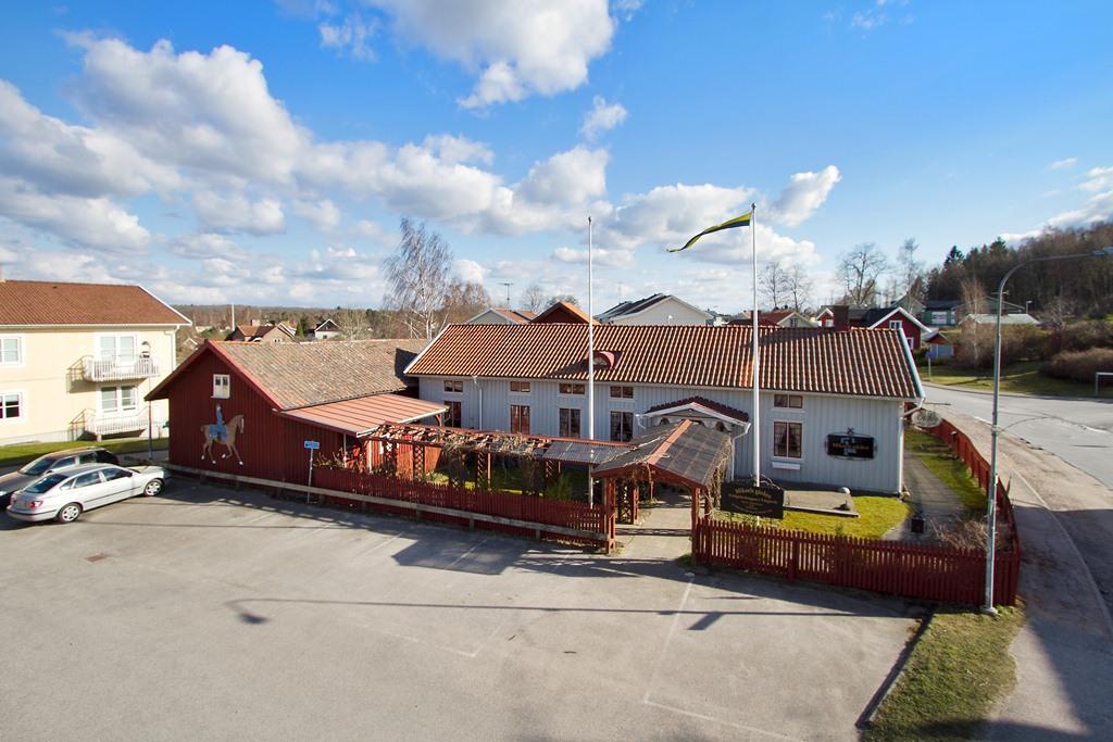 Hotell Mikaelsgarden Vårgårda Esterno foto